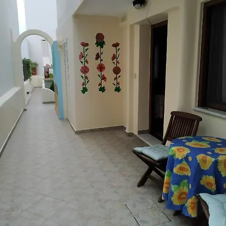 Stella's Apartament *